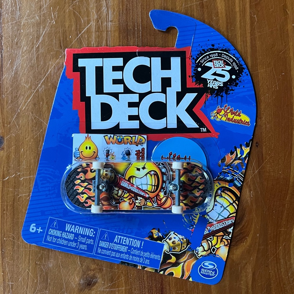 ULTRA RARE World Industries x Tech Deck Mini Fingerboard